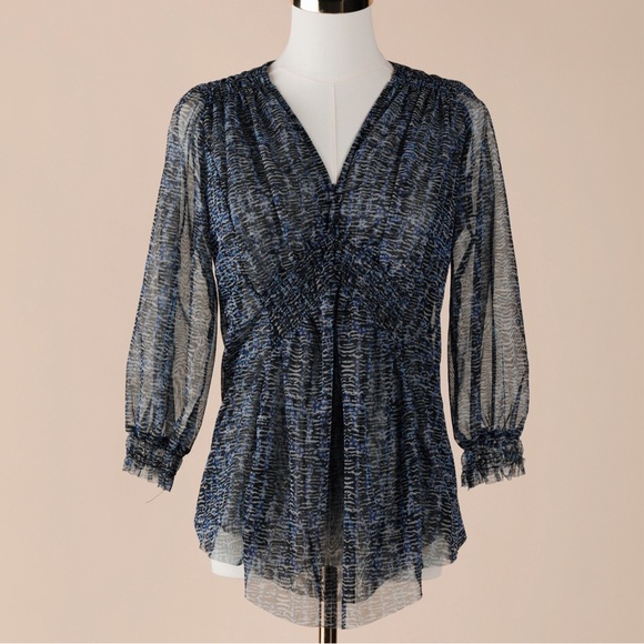 Anthropologie Tops - Sz XS Anthropologie Gretchen Smocked Tunic NWOT